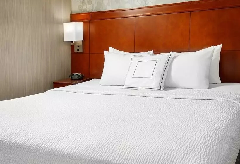 酒店 Courtyard Pittsburgh Greensburg