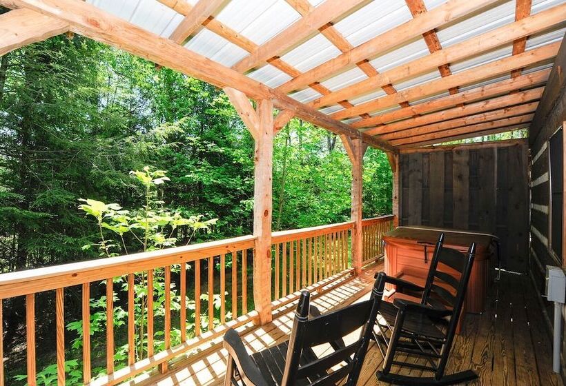 ホテル Dancing Bear Lodge