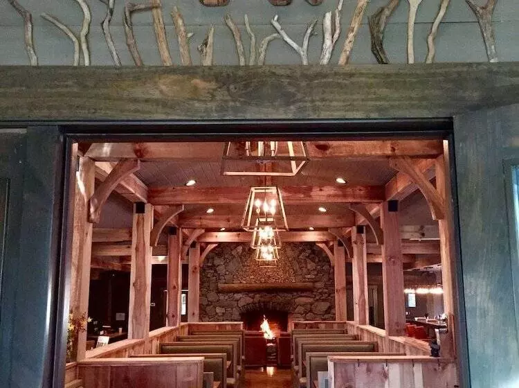 酒店 Dancing Bear Lodge