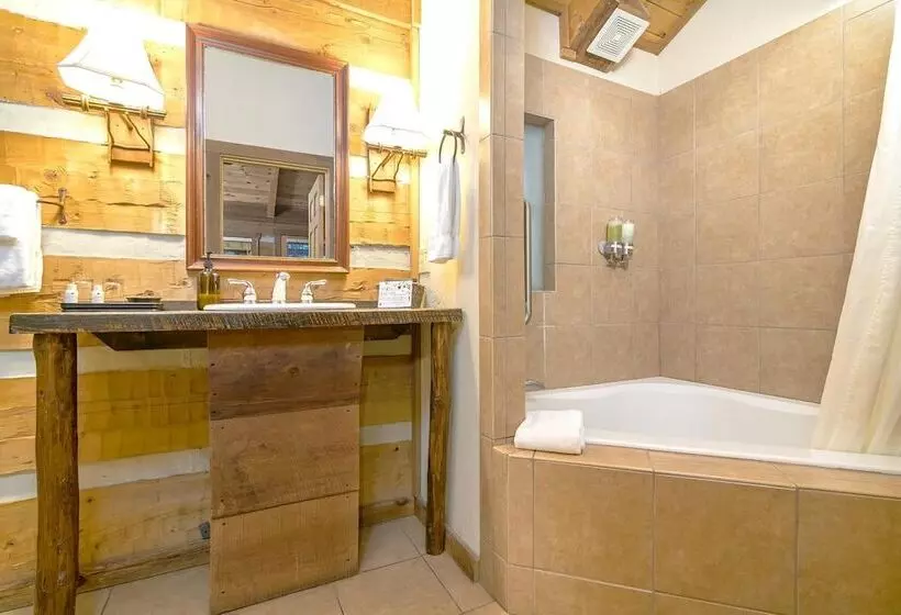 酒店 Dancing Bear Lodge