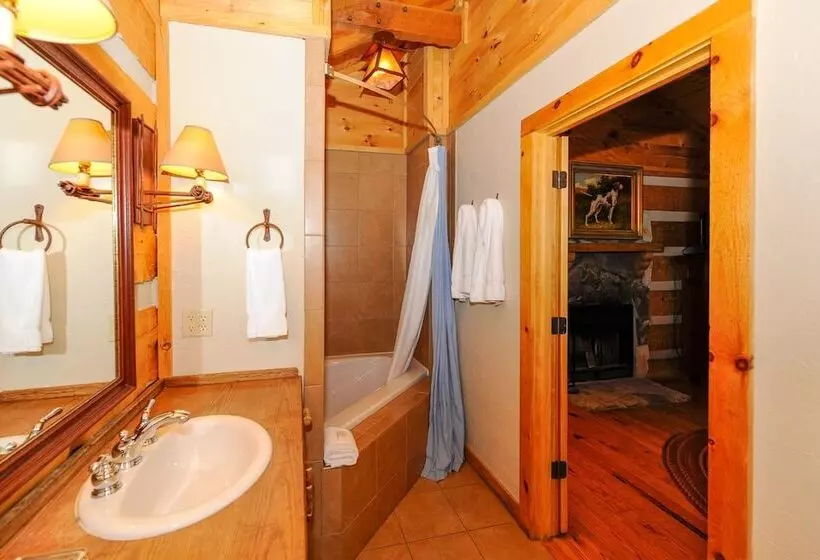 酒店 Dancing Bear Lodge