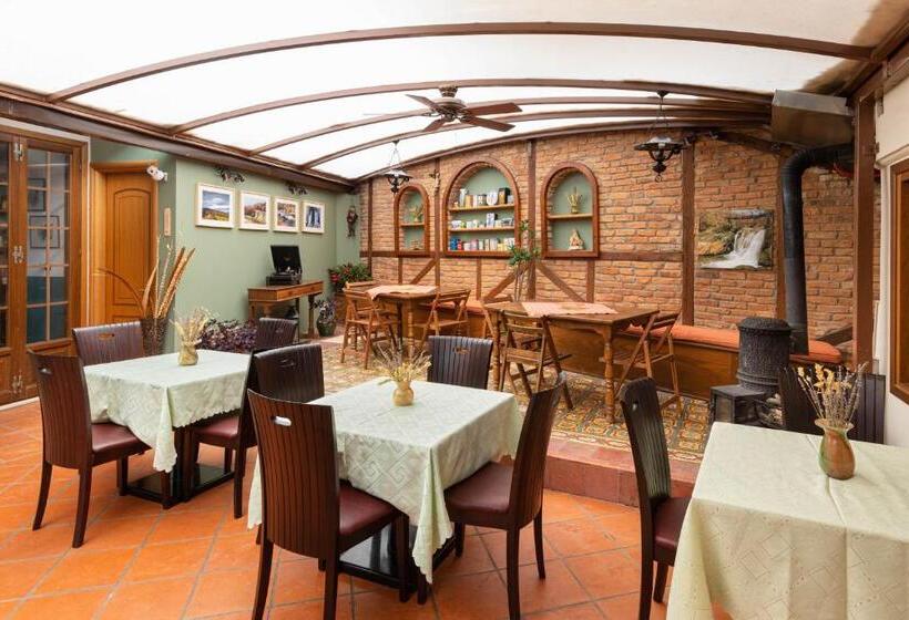 호텔 Dimosthenis Traditional Guesthouse