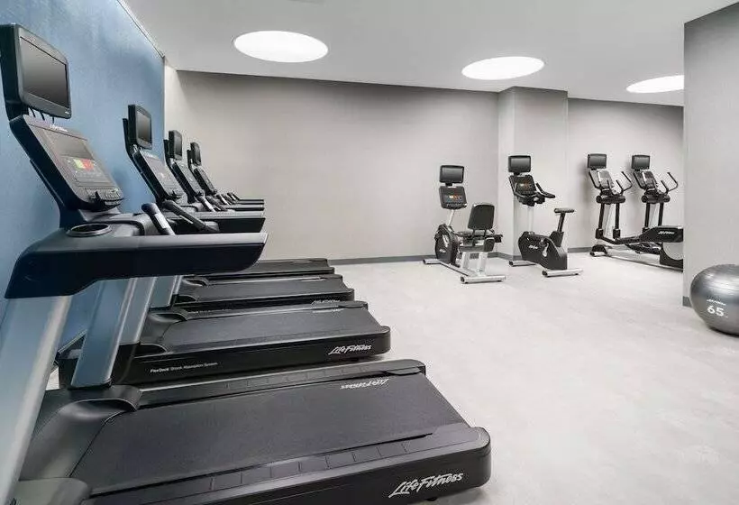 هتل Fairfield Inn & Suites By Marriott New York Midtown Manhattan/penn Station