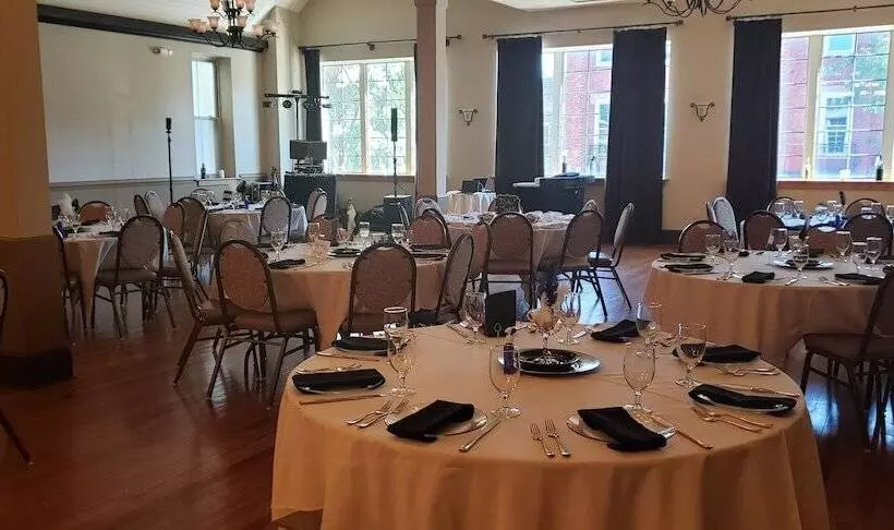 ホテル General Francis Marion