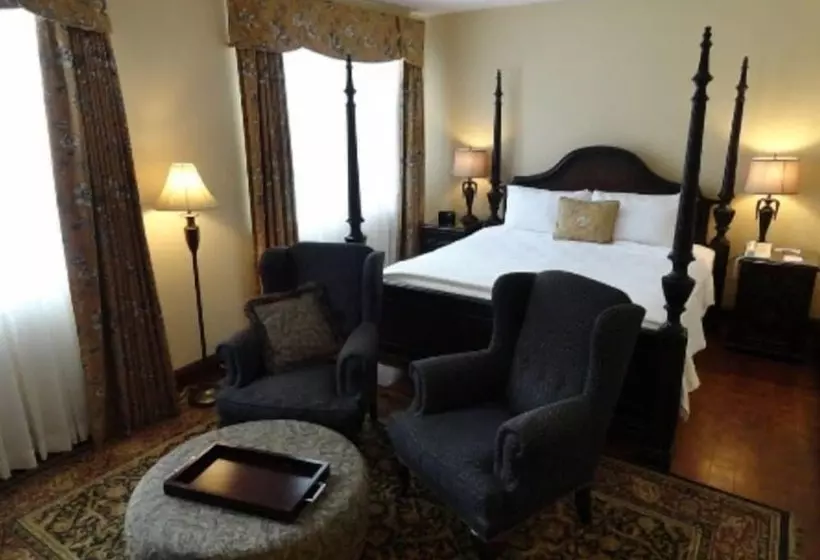 ホテル General Francis Marion