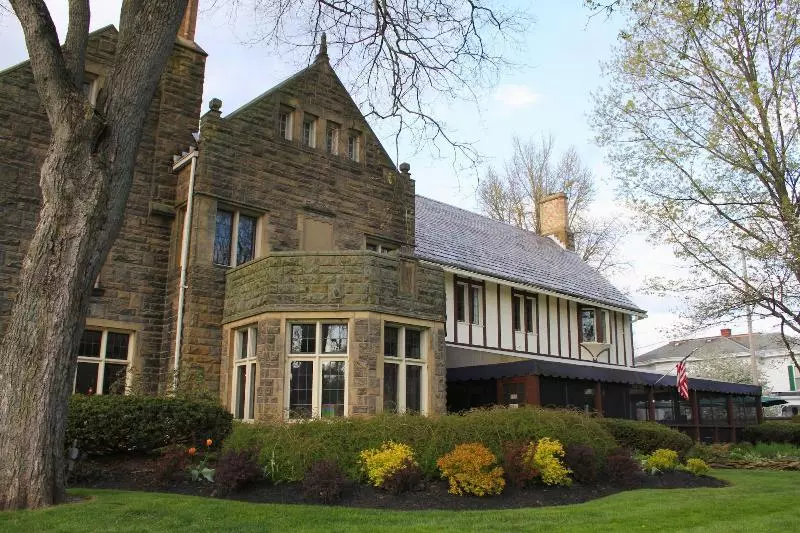 בית מלון כפרי Granville Inn