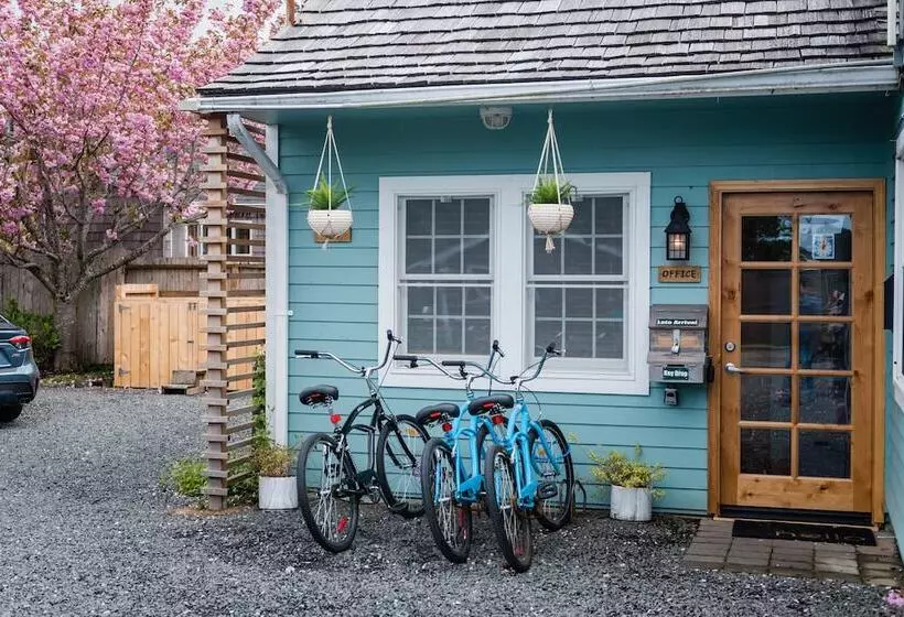 Отель Inn At Haystack Rock