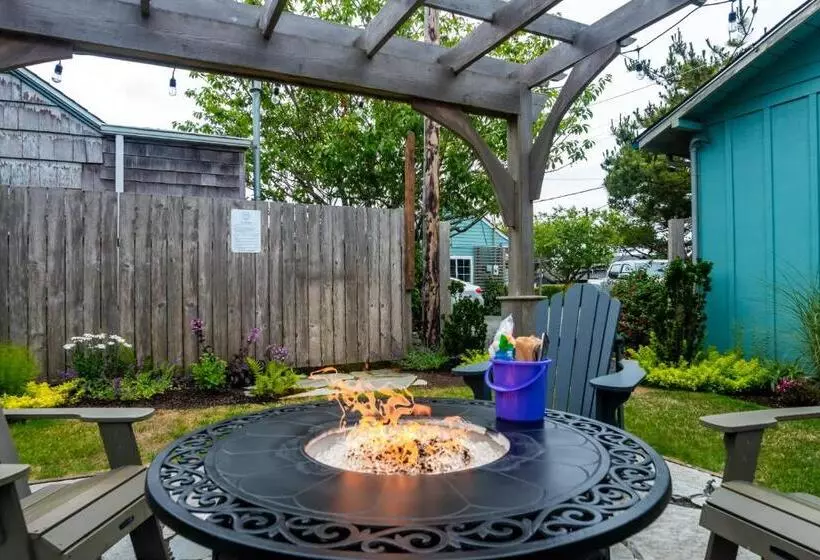 Отель Inn At Haystack Rock