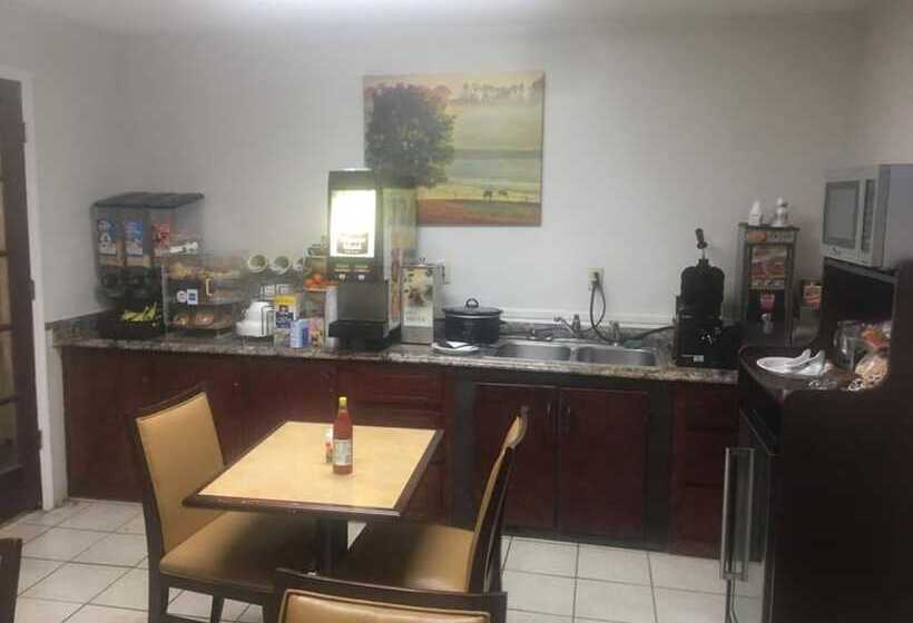 호텔 Loyalty Inn Hawkinsville