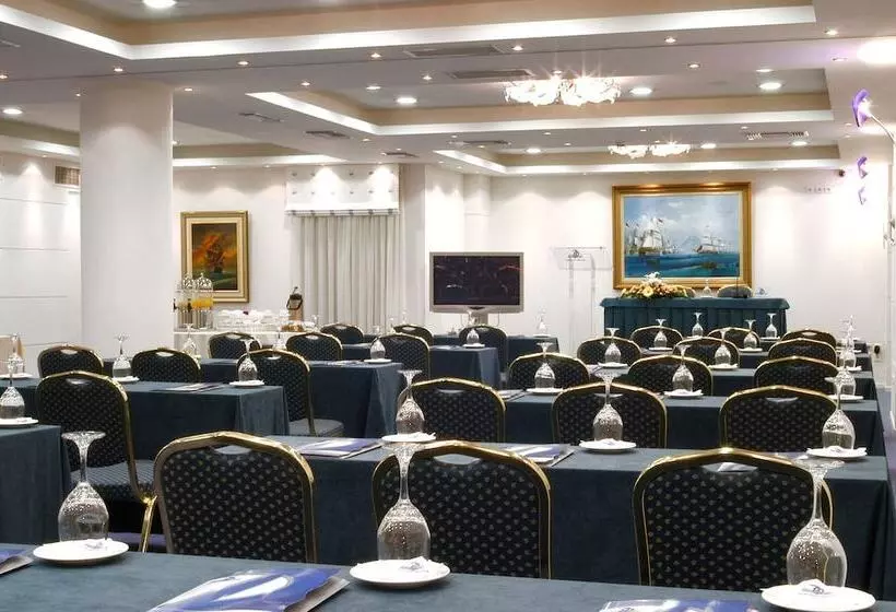 酒店 Poseidon Palace