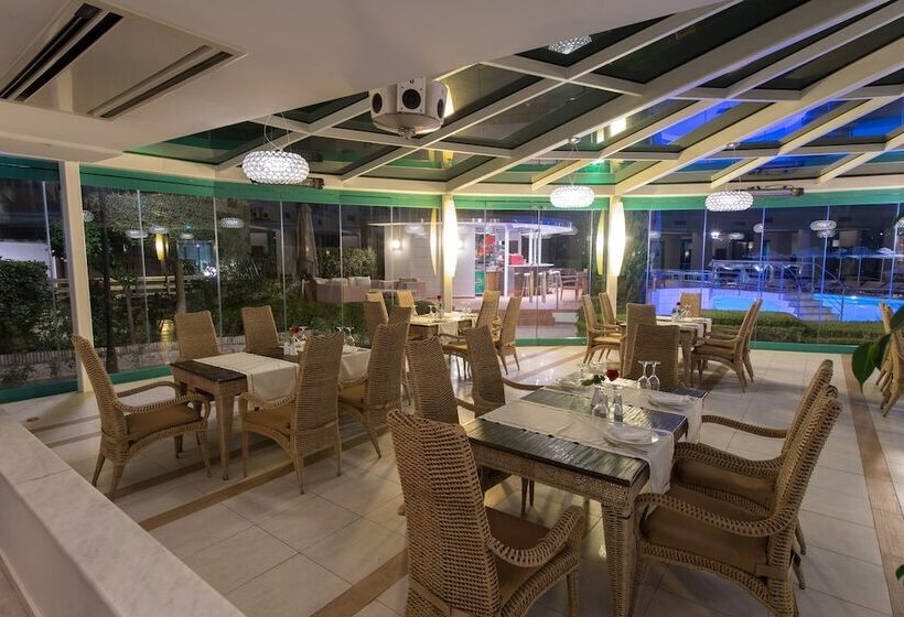 ホテル Poseidon Palace