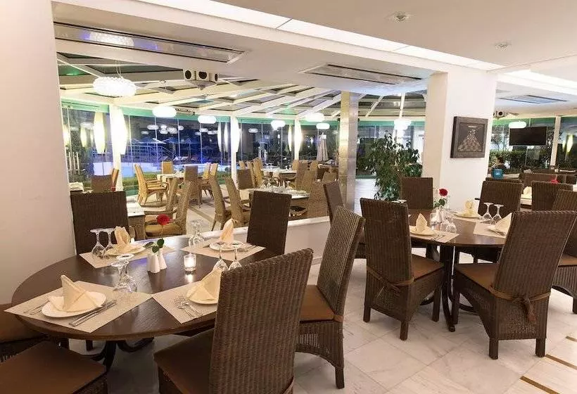 酒店 Poseidon Palace