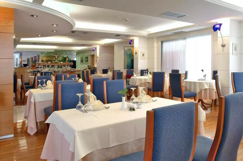 酒店 Poseidon Palace