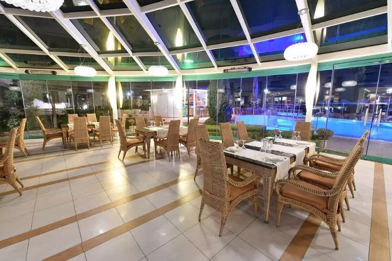 酒店 Poseidon Palace