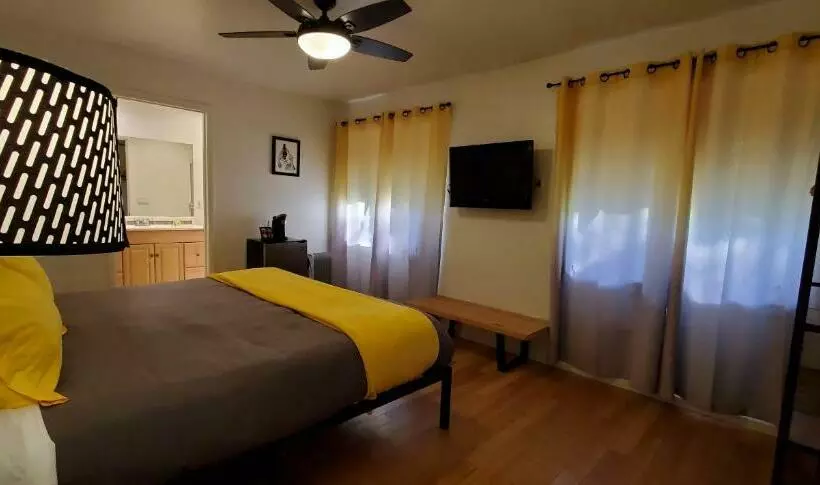 فندق The Mammoth Inn