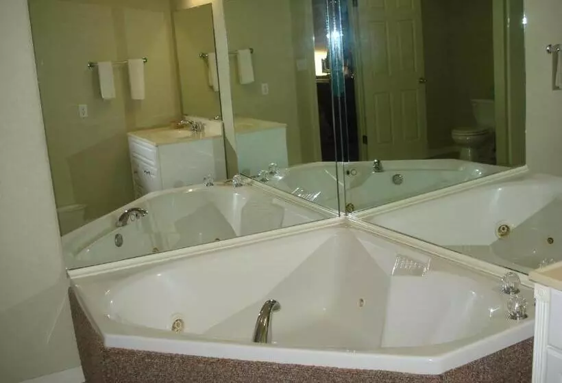 ホテル Western Plaza Inn