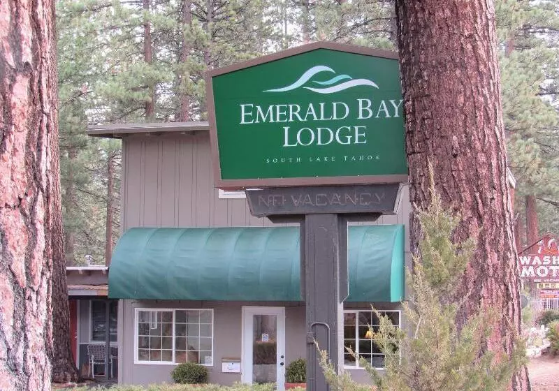 فندق على الطريق Emerald Bay Lodge