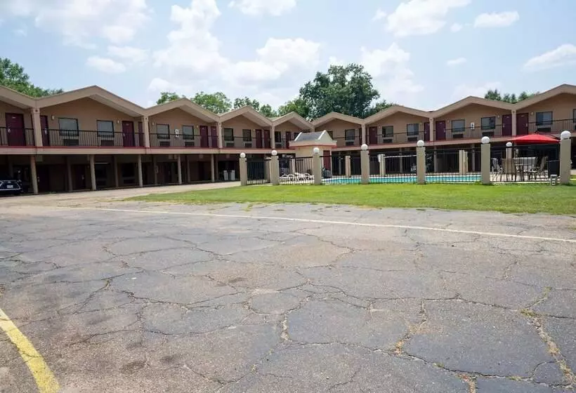 Мотель OYO Hotel Opp AL, Floral Hwy