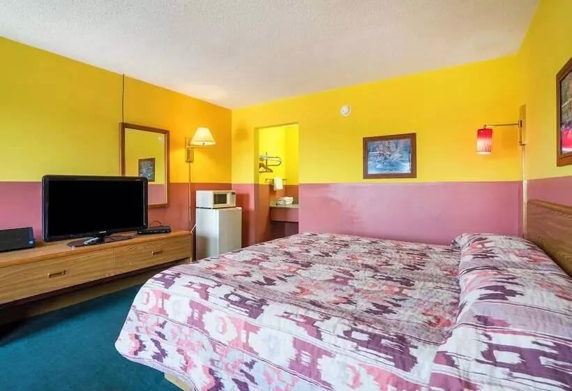 Мотель OYO Hotel Opp AL, Floral Hwy