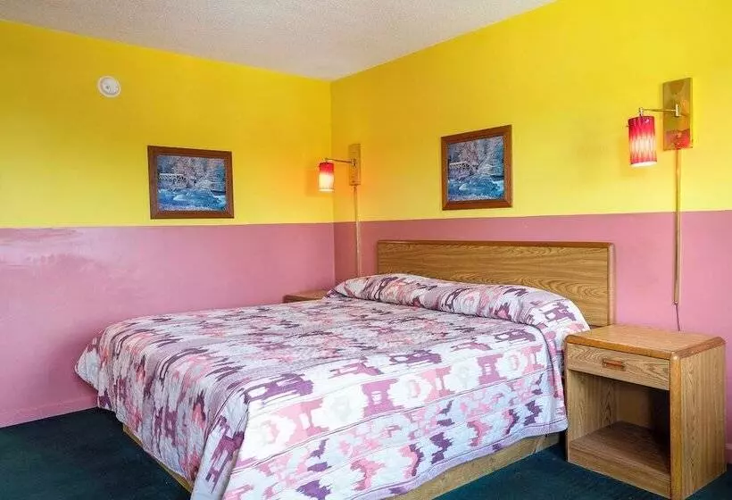 Мотель OYO Hotel Opp AL, Floral Hwy