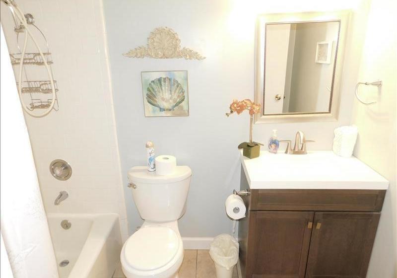 Ocean Walk By Hodnett Cooper