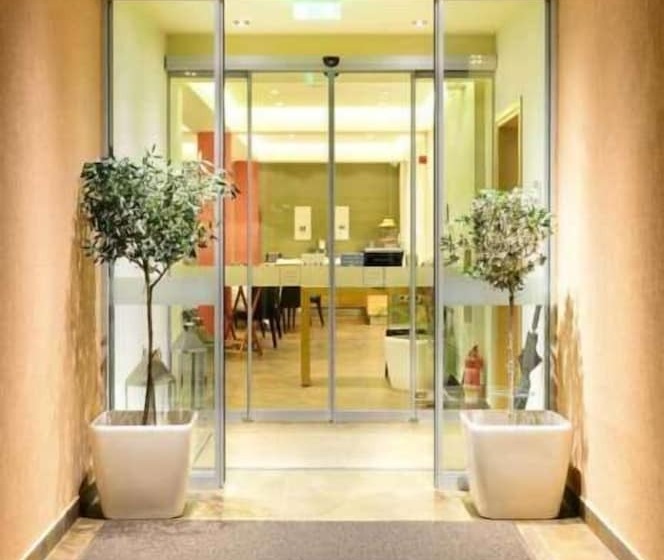 Royal Paradise Beach Resort & Spa