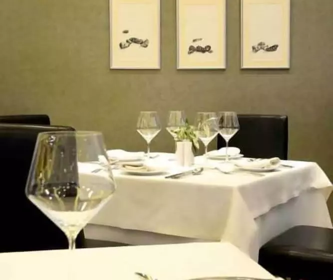 Royal Paradise Beach Resort & Spa