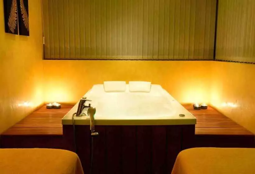 Royal Paradise Beach Resort & Spa