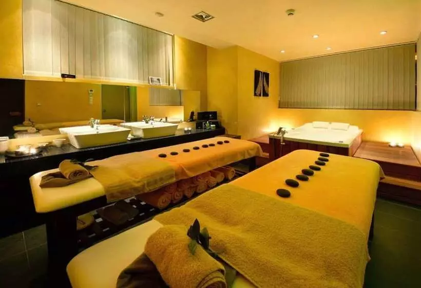 Royal Paradise Beach Resort & Spa