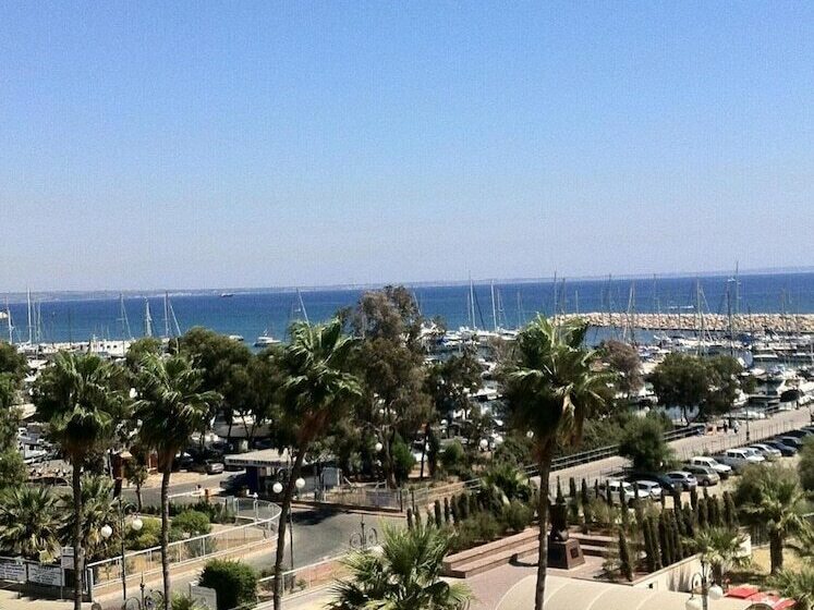 Sun Hall Beach Hotel Apartments