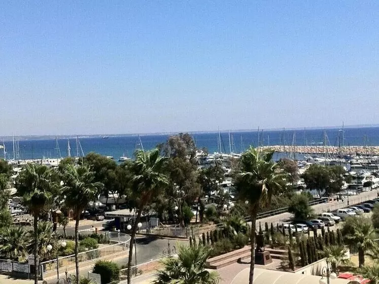 Sun Hall Beach Hotel Apartments