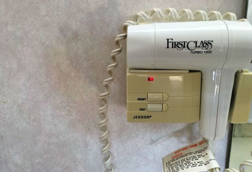 Отель America S Best Value Inn Clarksdale