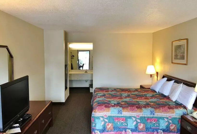Отель America S Best Value Inn Clarksdale