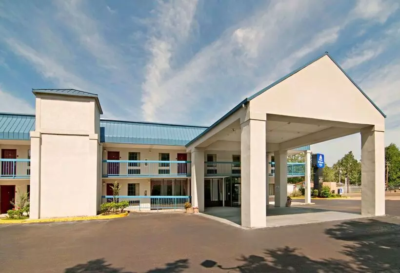 Отель America S Best Value Inn Clarksdale