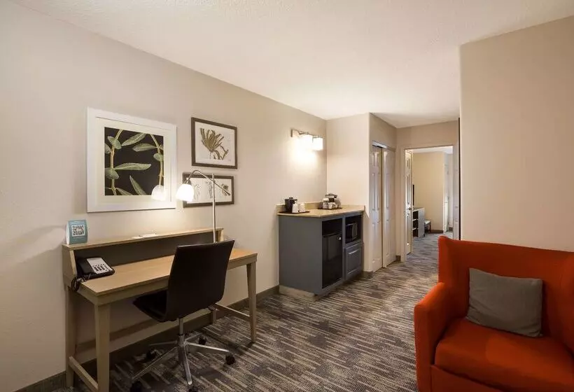 Hotelli Country Inn & Suites By Radisson, Marion, Il