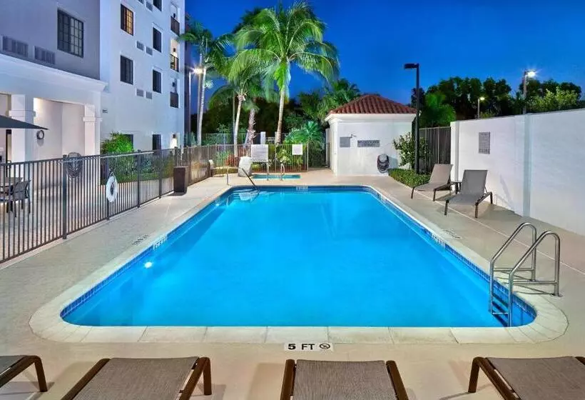 Hotel Courtyard By Marriott Stuart