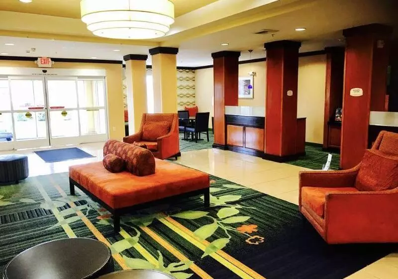 호텔 Fairfield Inn & Suites Fresno Clovis