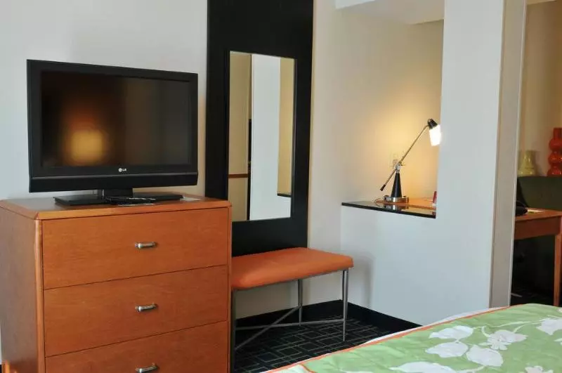 호텔 Fairfield Inn & Suites Fresno Clovis
