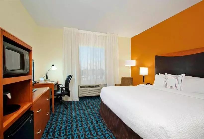 호텔 Fairfield Inn & Suites Fresno Clovis