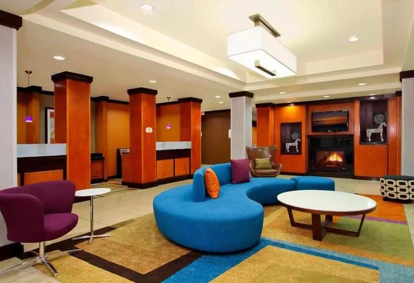 호텔 Fairfield Inn & Suites Fresno Clovis