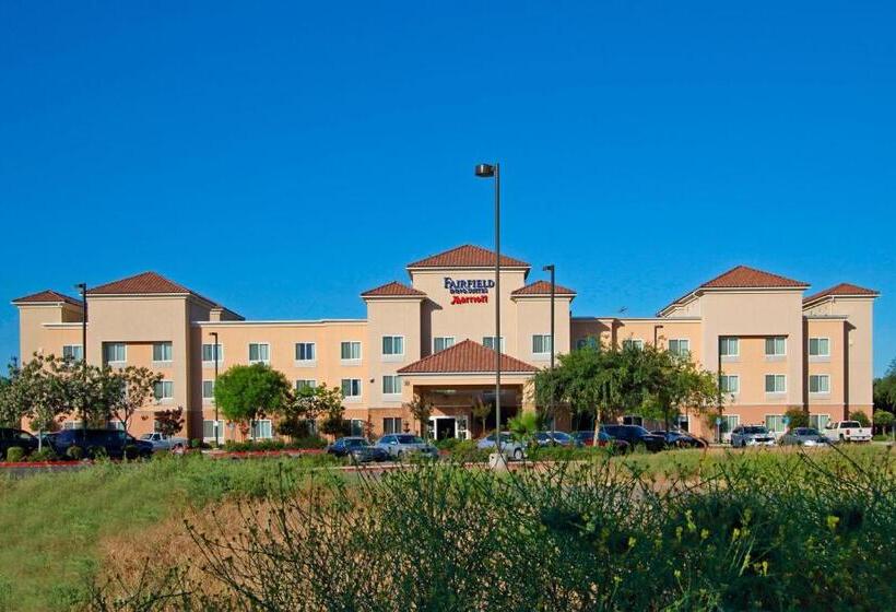 فندق Fairfield Inn & Suites Fresno Clovis