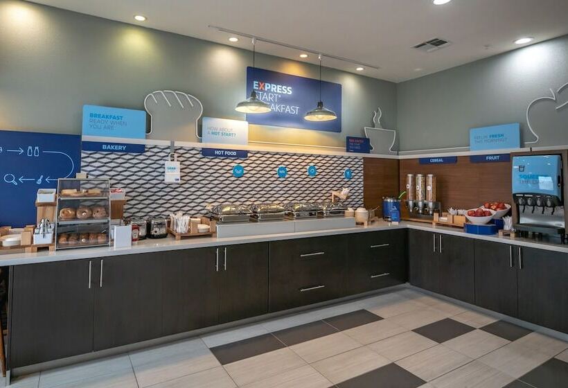 فندق Holiday Inn Express & Suites N Waco Area   West, An Ihg