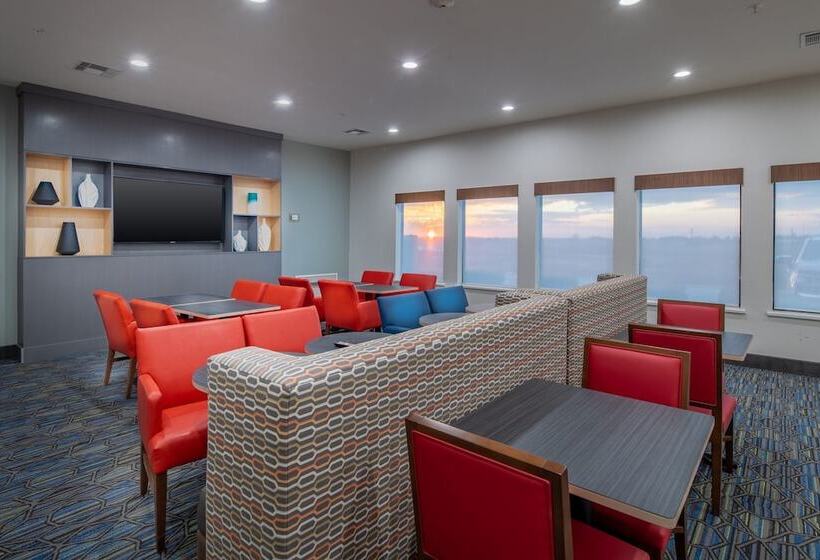 فندق Holiday Inn Express & Suites N Waco Area   West, An Ihg