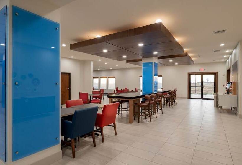 فندق Holiday Inn Express & Suites N Waco Area   West, An Ihg