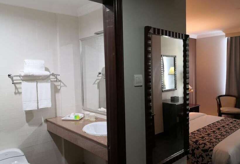 هتل Hornbill Garden