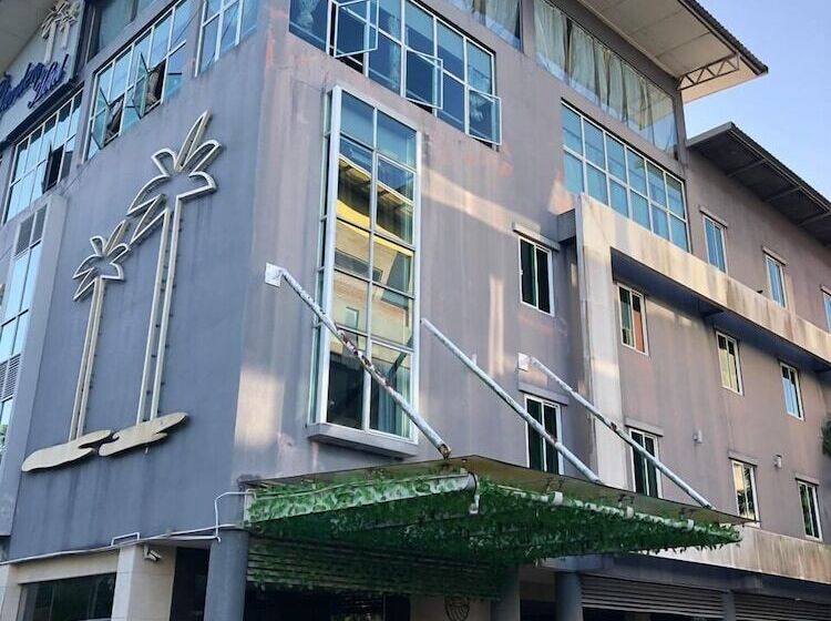 هتل Hornbill Garden