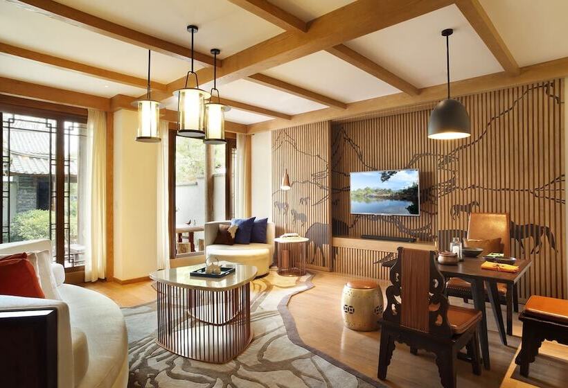 ホテル Indigo Lijiang Ancient Town, An Ihg