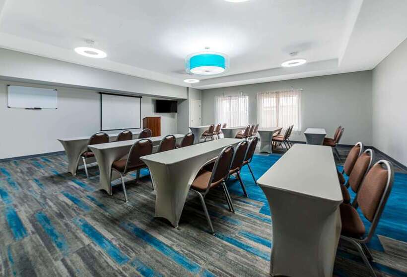 فندق La Quinta By Wyndham Orange