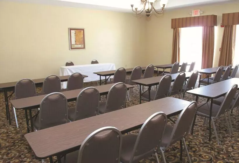 酒店 La Quinta By Wyndham Orange