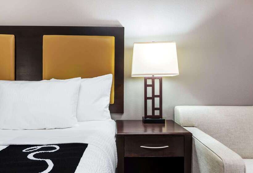 فندق La Quinta By Wyndham Orange